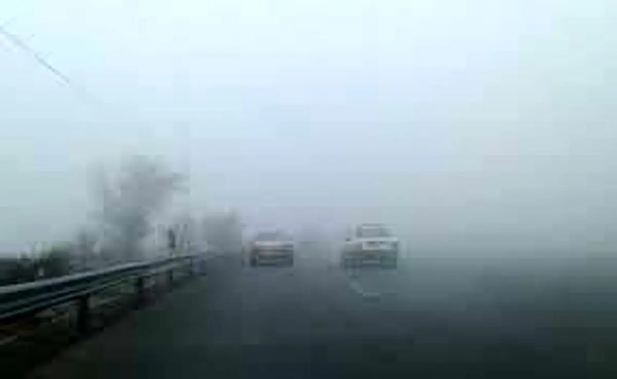 مه و بارندگی پراکنده در برخی جاده های خراسان‌رضوی وجود دارد