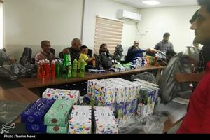 جانبازان قطع نخاعی خود را به کاروان کمک‌رسانی سیل‌زدگان خوزستان رساندند+ تصویر