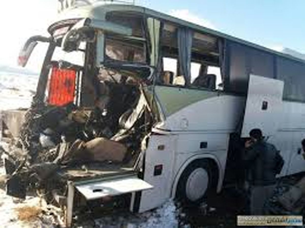 شرایط مصدومان واژگونی اتوبوس زائران جمکران پایدار است