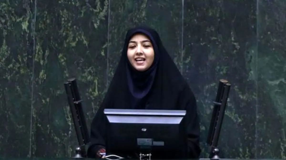 کشور از نظر میزان ذخیره ارزی مشکلی ندارد/ بانک مرکزی در جهت ثبات قیمت‌ها وارد عمل شود/ در شرایط جنگ اقتصادی، فرصتی برای آزمون و خطا نداریم