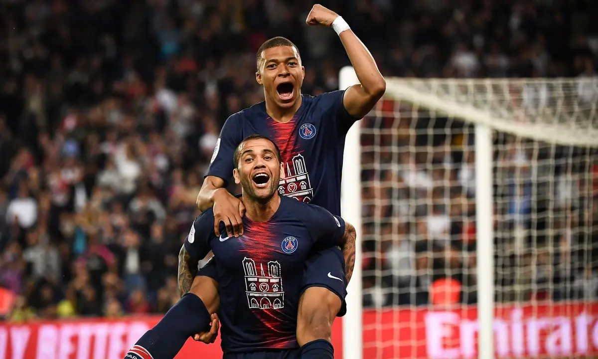 امباپه: پروژه پاری سن ژرمن ادامه دارد