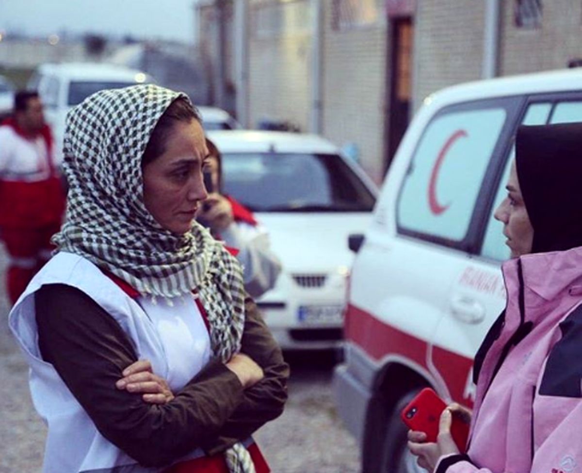 حضور فعال و بدون شوآف «هدیه تهرانی» در مناطق سیل‌زده