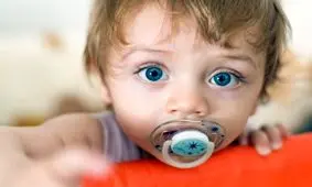 بگذارید بچه کمرو در مورد خودش حرف بزند