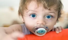 بگذارید بچه کمرو در مورد خودش حرف بزند