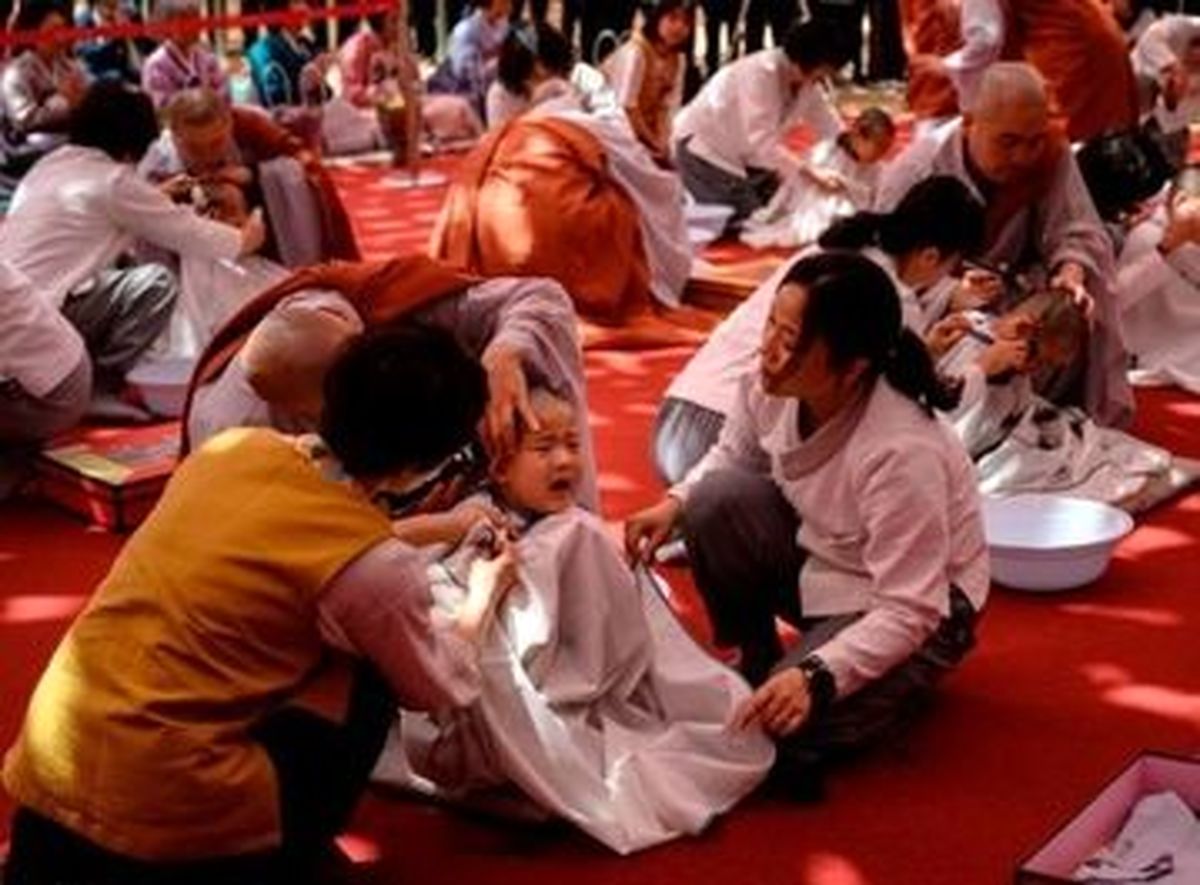 کودکانی که به اجبار راهب بودایی می‌شوند +تصاویر