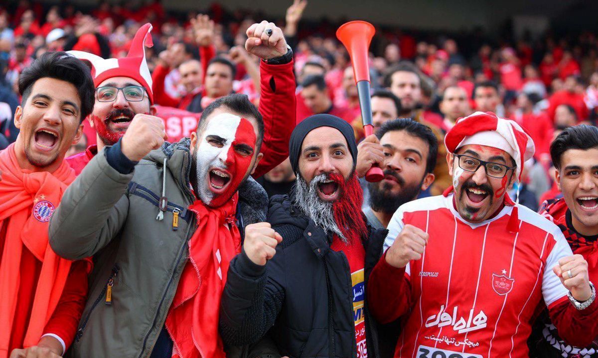 هوادار در فوتبال ایران؛ رفیق تیم یا شریک برد؟