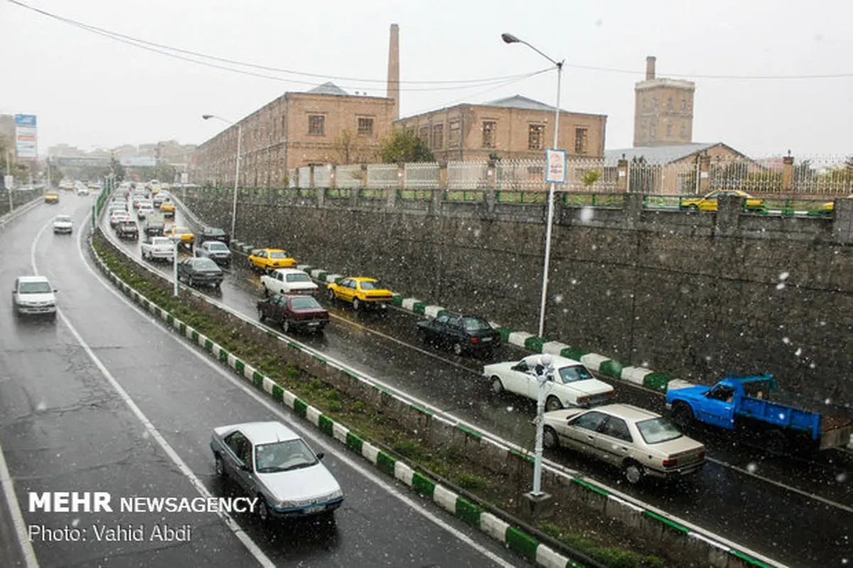 بارش برف در محور هراز/آماده باش ستاد مدیریت بحران دماوند