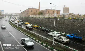 بارش برف در محور هراز/آماده باش ستاد مدیریت بحران دماوند
