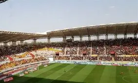 برگزاری دیدار استقلال خوزستان - نساجی در ورزشگاه شهدای فولاد