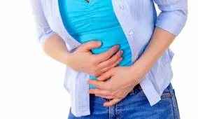 علائم و روش‌های درمانی مسمومیت غذایی