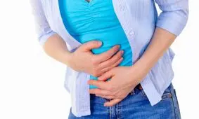 علائم و روش‌های درمانی مسمومیت غذایی