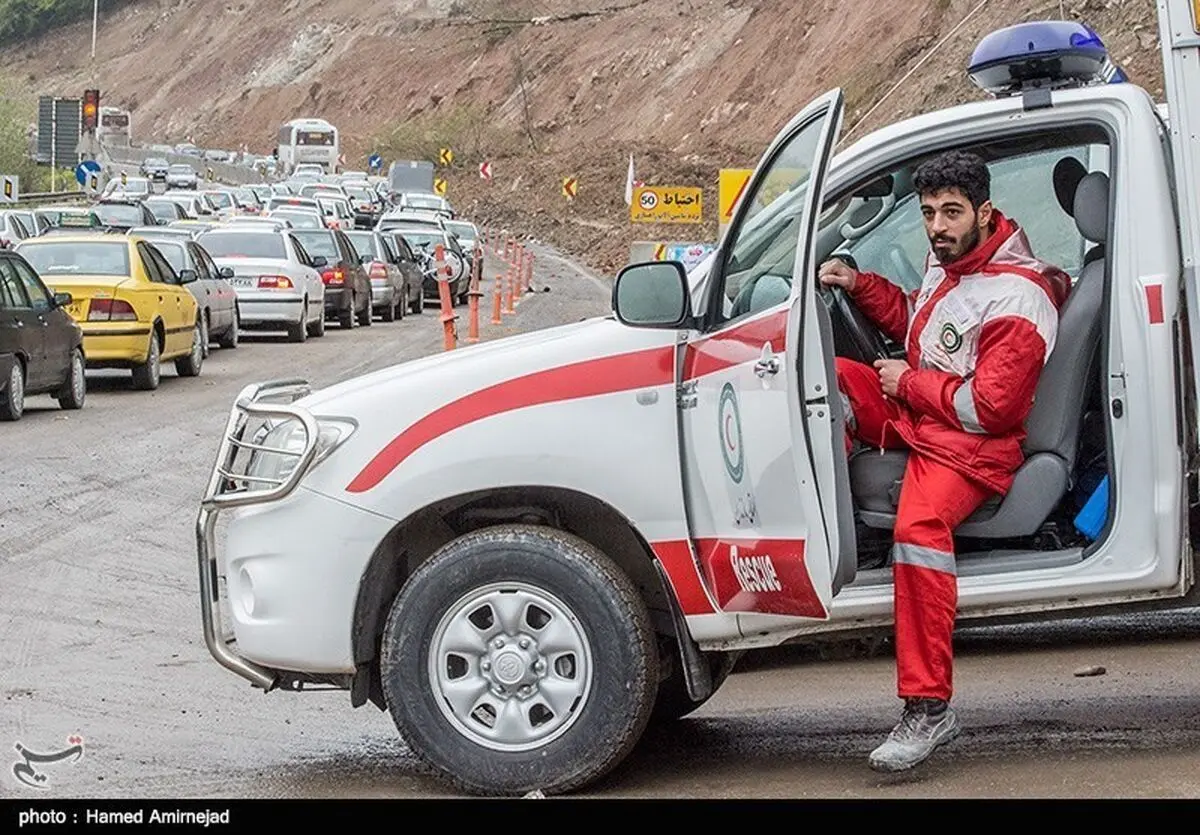 ۲۵ پایگاه هلال احمر در محورهای لرستان به مسافران نوروزی خدمات‌رسانی می‌کند