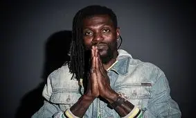 اعتراف آدبایور به پیشروی تا آستانه خودکشی