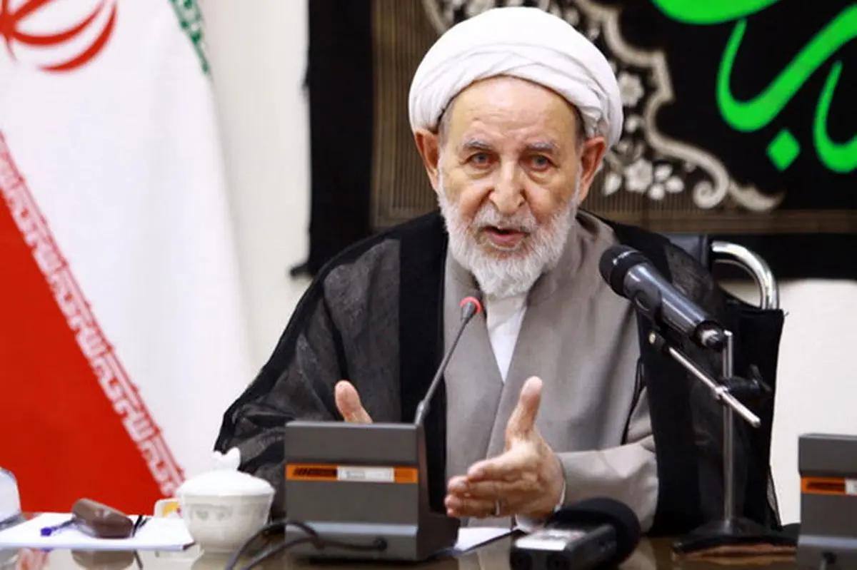 آیت الله یزدی مجددا به عنوان رئیس جامعه مدرسین حوزه انتخاب شد