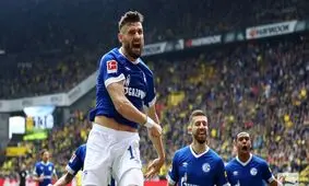شکست تلخ دورتموند 9 نفره در دربی روهر/فرصت فرار برای بایرن فراهم شد