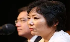 ثروتمندترین زن خودساخته جهان + تصویر