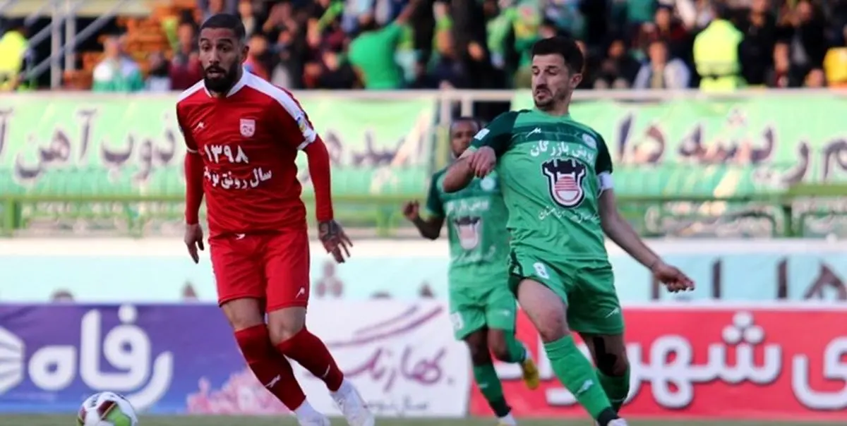 پیروزی ذوب آهن مقابل تراکتورسازی در پایان نیمه اول