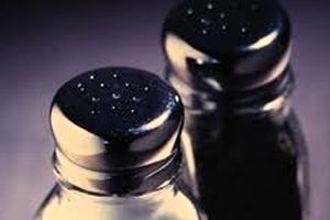 بهبود بیماری‌های مزمن کلیوی با محدود کردن مصرف نمک