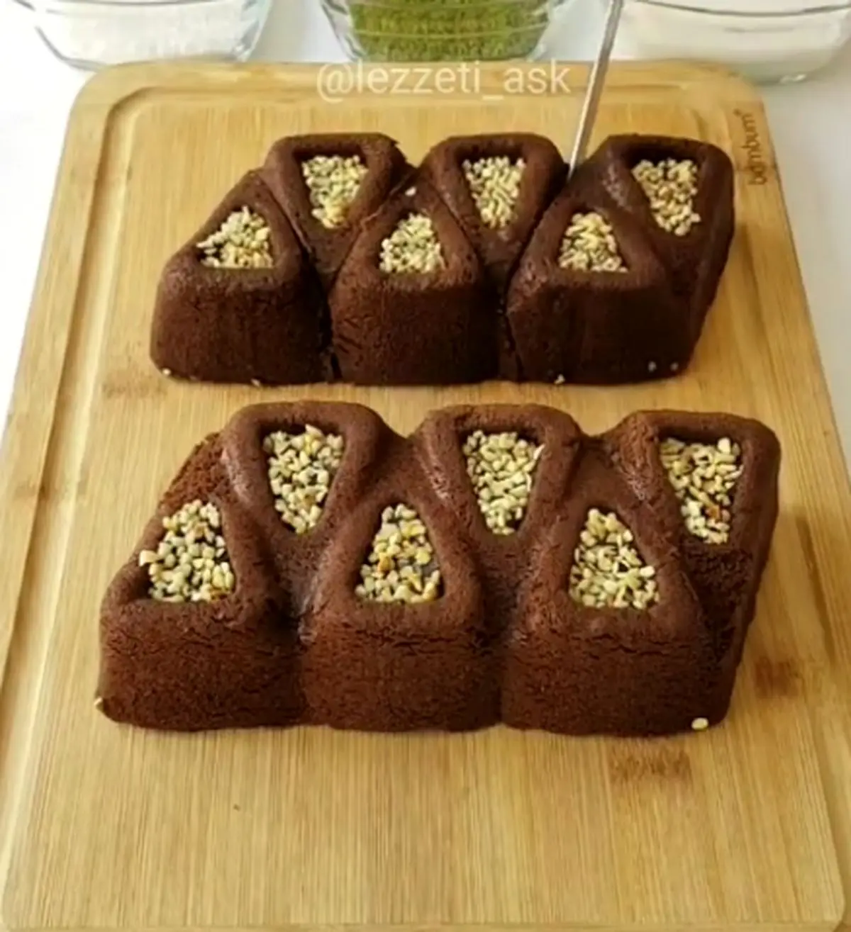 قالب کیک مثلثی