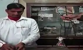 این مرد برق را می گیرد، اما برق او را نه!