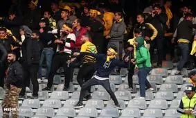 دیدار پرحاشیه سپاهان و پرسپولیس+ عکس