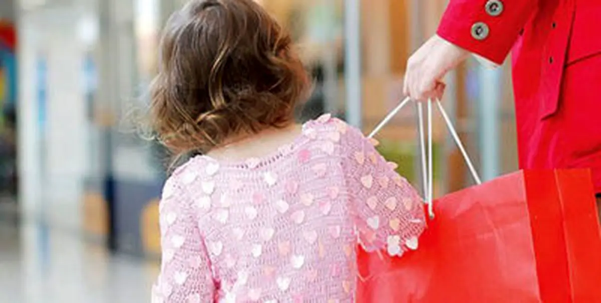 چرا پدر و مادرها مطیع فرزندان می‌شوند؟