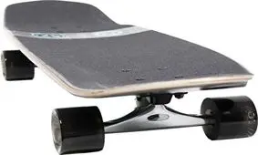 تصادف دردناک پسر اسکیت سوار با یک خودرو + فیلم