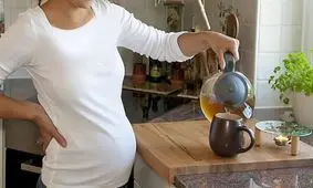 توصیه‌های طب سنتی درباره یبوست در دوران بارداری