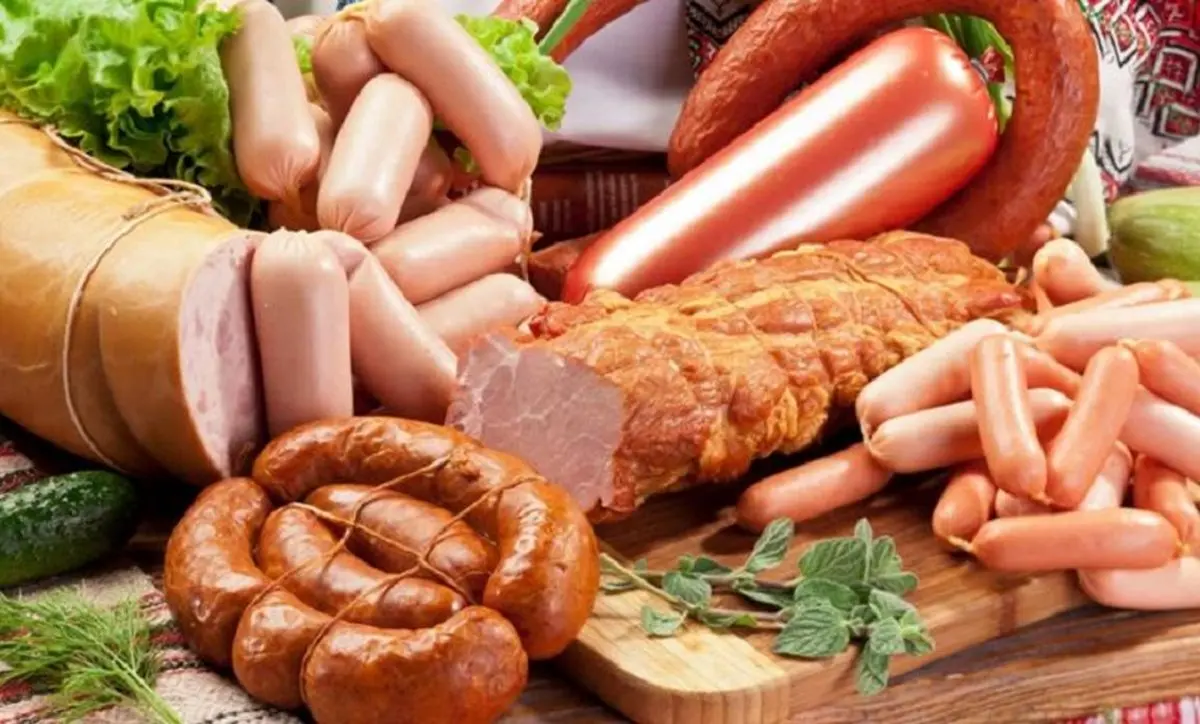 چه کسانی نباید سوسیس و کالباس بخورند؟