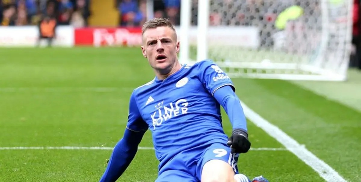 شکست آرسنال 10 نفره در خانه روباه‌ها