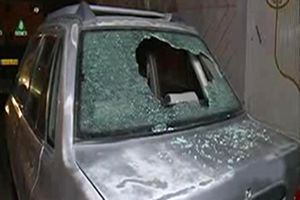 حمله اراذل و اوباش به خودرو سه زن در شهرکرد