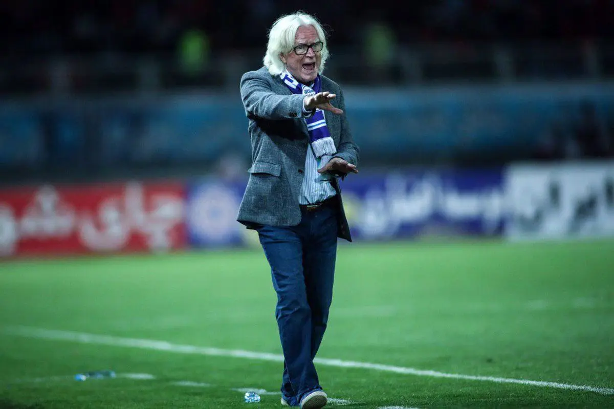 شفر را به محل تمرین استقلال راه ندادند