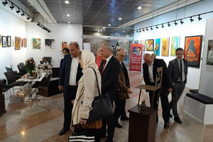 نمایش آثار یکصد هنرمند در نگارخانه برج میلاد