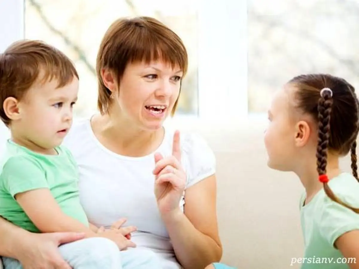 در تربیت فرزندان نقش پدر مهم تر است یا مادر؟