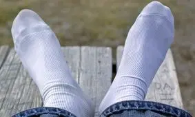 چگونه از تعریق زیاد پا جلوگیری کنیم؟