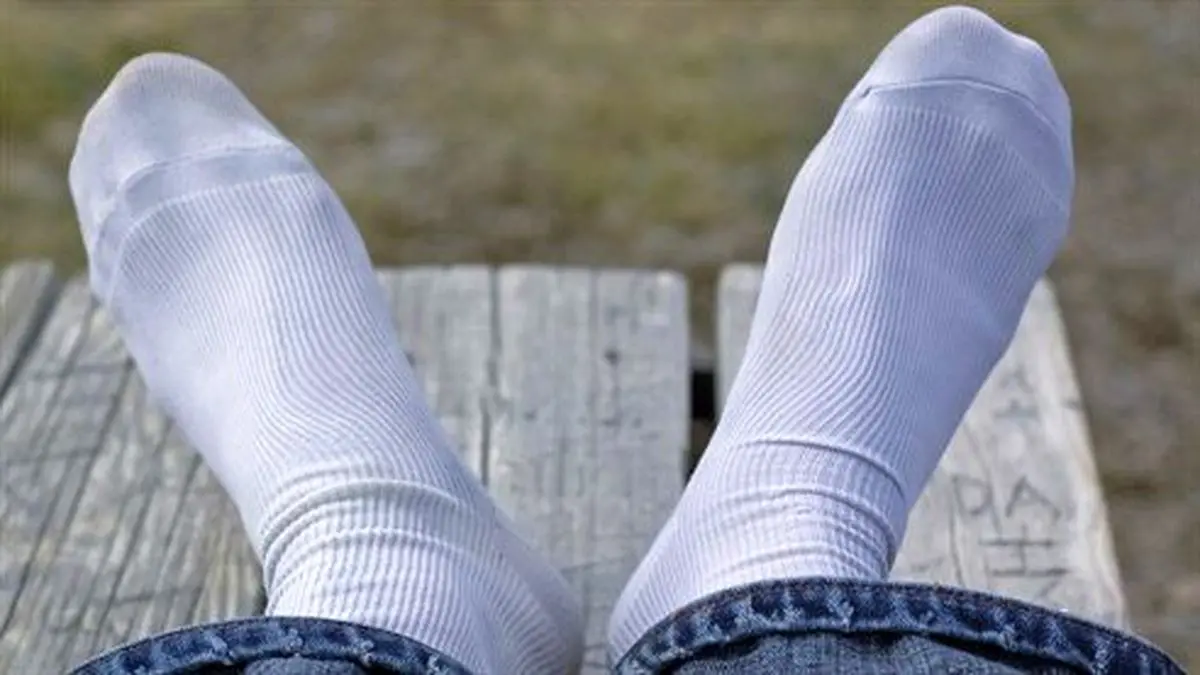 چگونه از تعریق زیاد پا جلوگیری کنیم؟