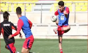 تمرین شاد پرسپولیس قبل از بازی با تراکتور/ سرخپوشان با 20 بازیکن به تبریز می‌روند