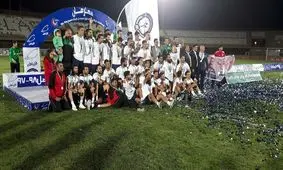 پیروزی گل گهر مقابل گل‌ریحان/جام قهرمانی به شاگردان بگوویچ اهدا شد