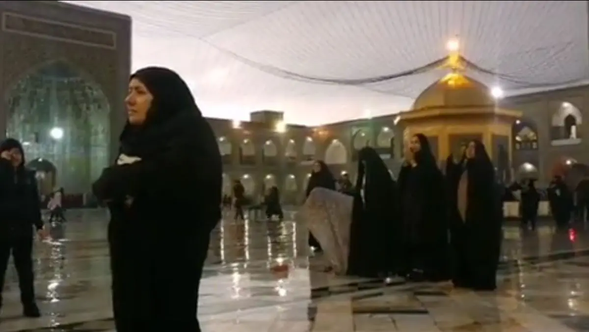 قطعه‌ای از بهشت/ حال و هوای حرم مطهر رضوی همزمان با بارش باران