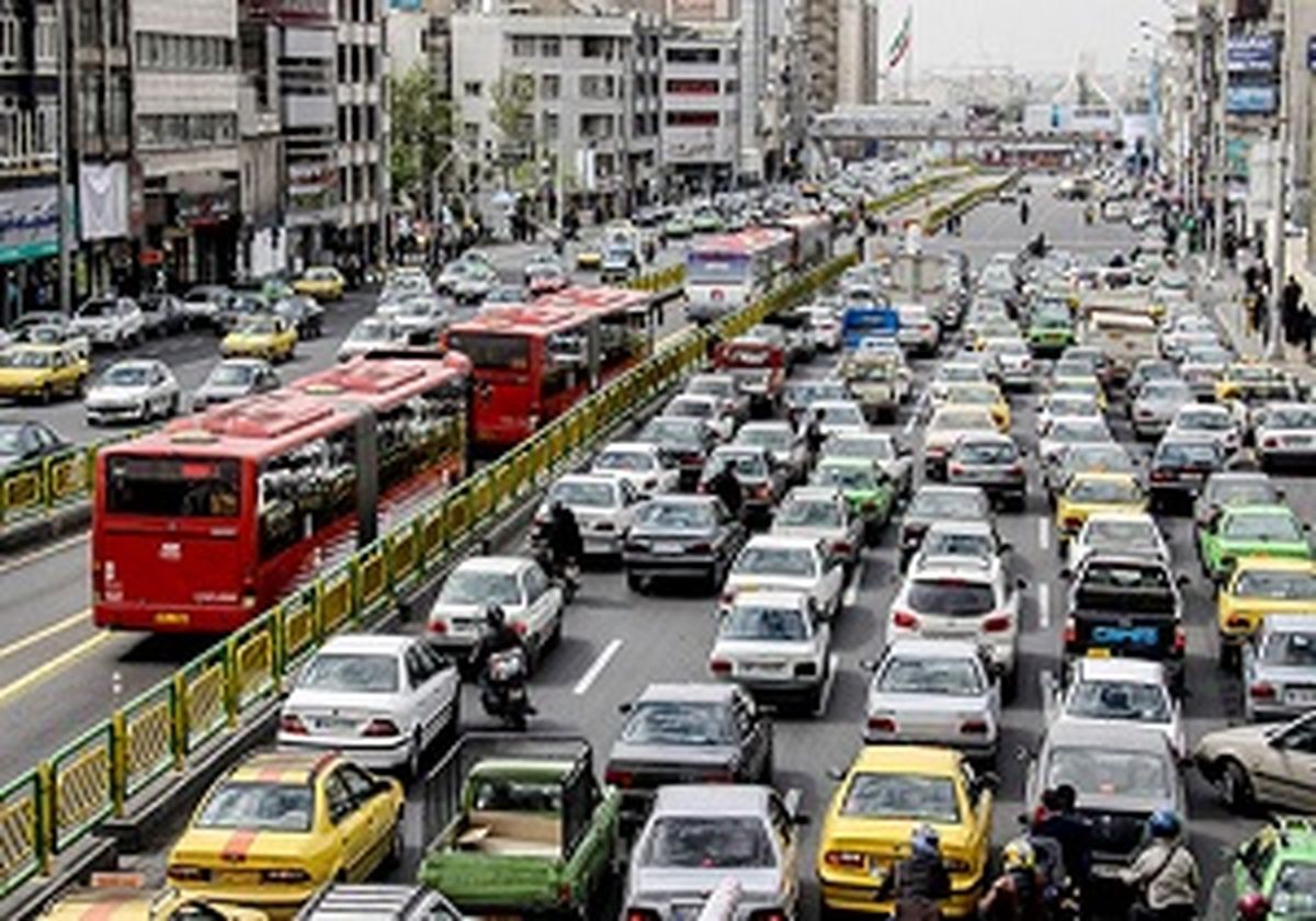 ترافیک سنگین در بزرگراههای تهران در یازدهمین روز از اردیبهشت ماه ۹۸