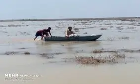 «بلم»رفیق راه اهالی روستای عطیش/ احداث جاده از نان شب واجب تر است