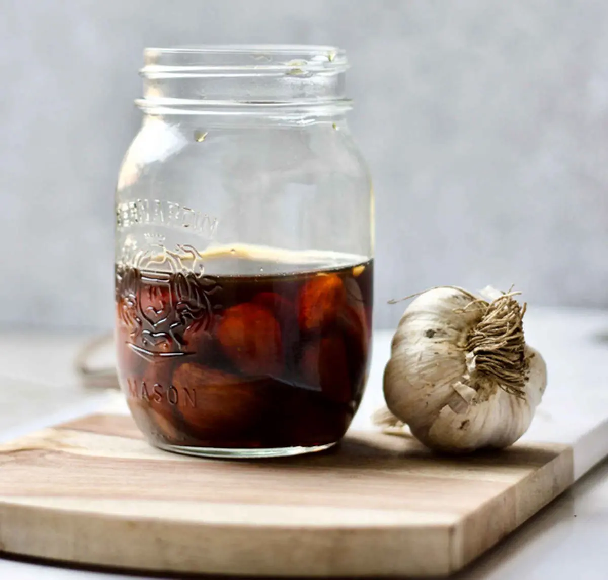 آیا خوردن سیرترشی سبز رنگ مانعی دارد؟