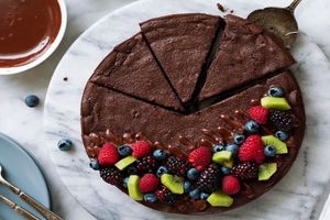 کیک شکلاتی بدون آرد و گلوتن + دستور تهیه