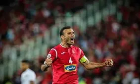 کاپیتان پرسپولیس در لیگ برتر ایران جاودانه می‌شود