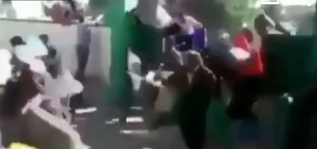 توزیع بنزین فقط با بشکه!