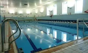 مسمومیت ۱۱ نفر با گاز کلر در استخر