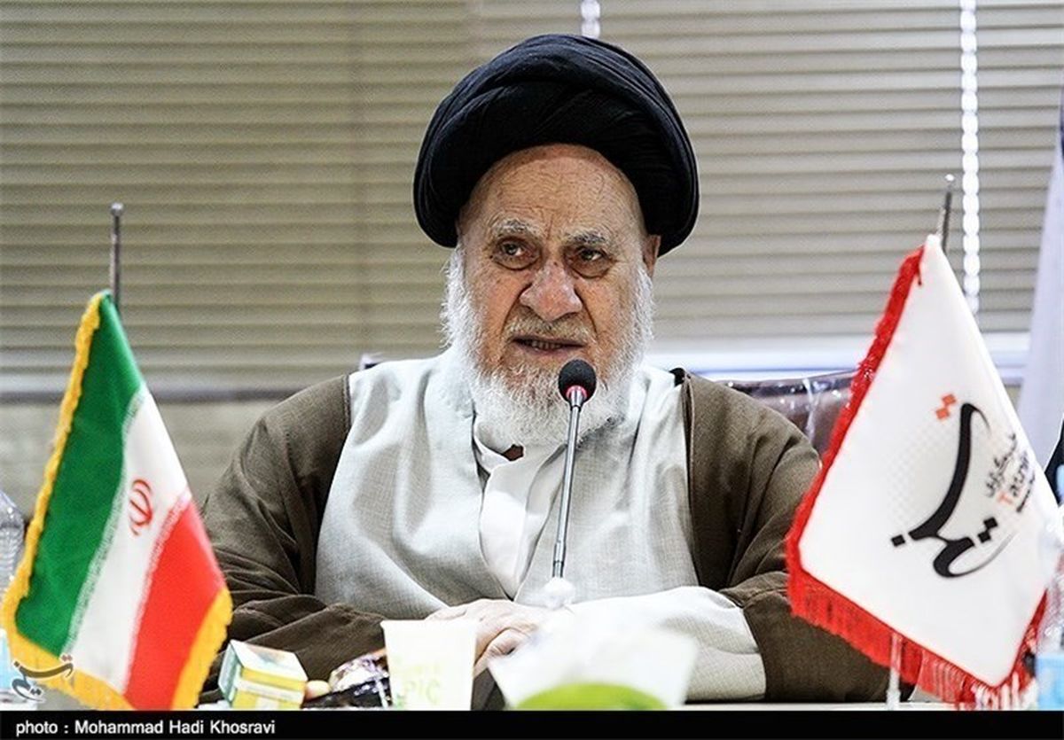 واکنش امام جمعه یاسوج به رقص مختلط دانشجویان در دانشگاه؛ این حرکت دانشجویان شرمآور بود