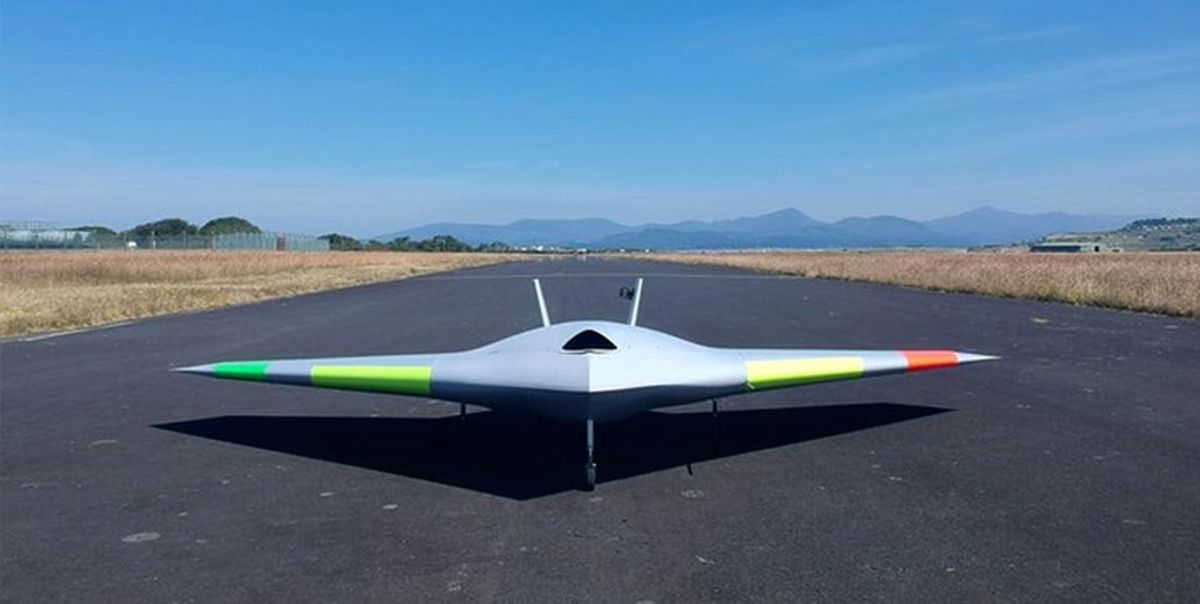 تولید نخستین هواپیمای جهان که مسیر پرواز آن با جریان هوا کنترل می‌شود