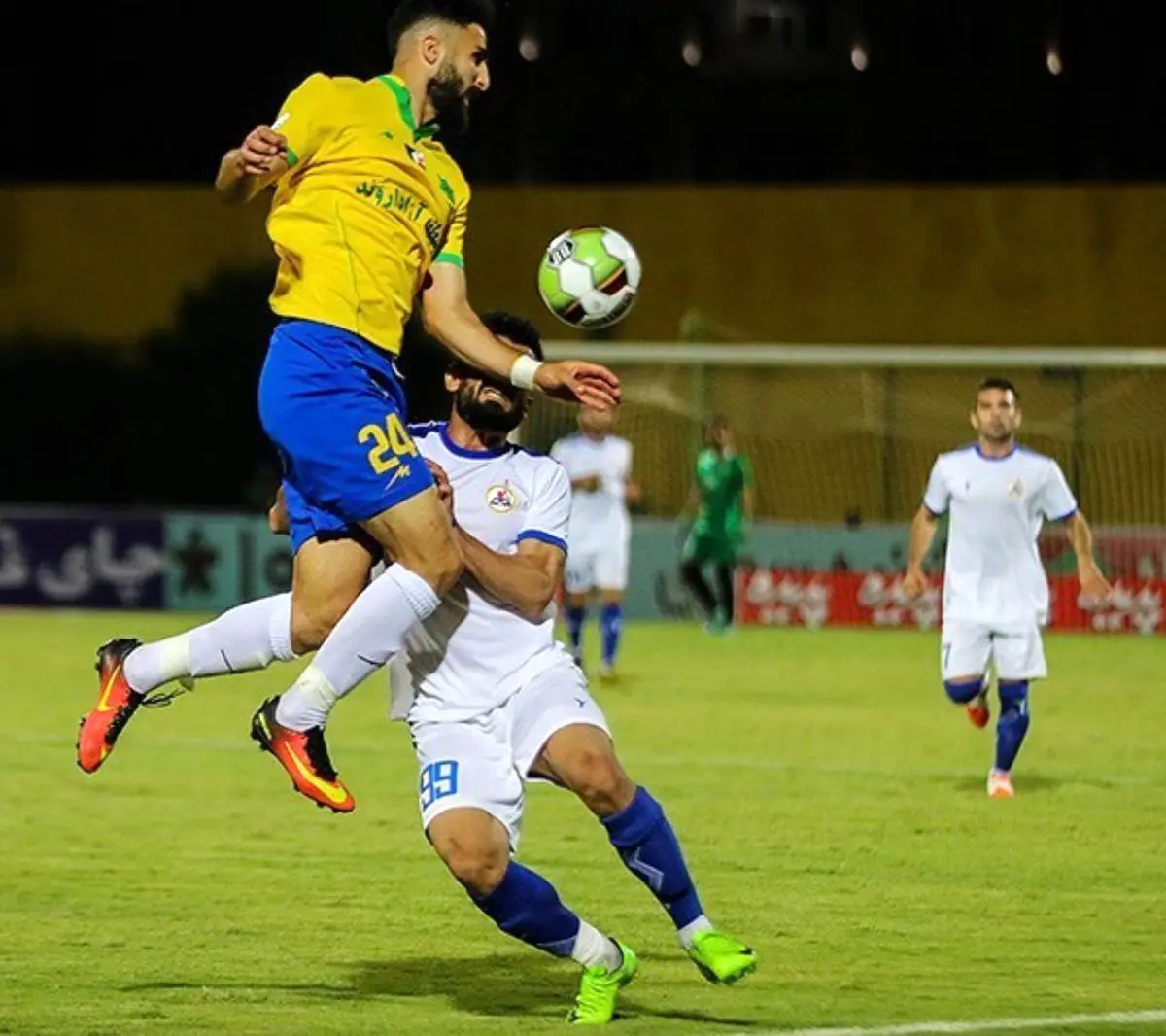 فرار نفت مسجدسلیمان از شکست برابر سپیدرود در دقیقه ۱۰۰