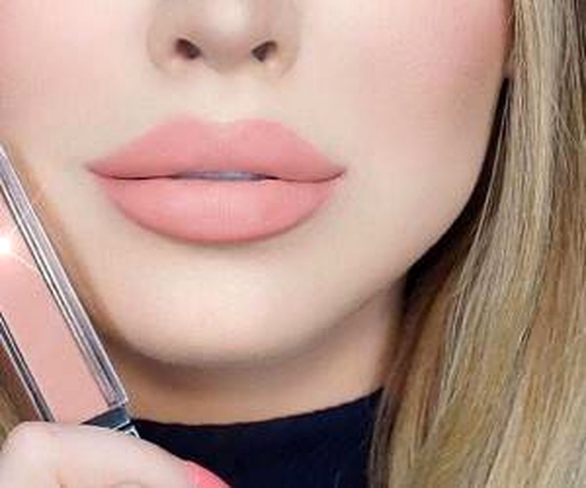 فوت و فن آرایش لب های باریک و گوشتی